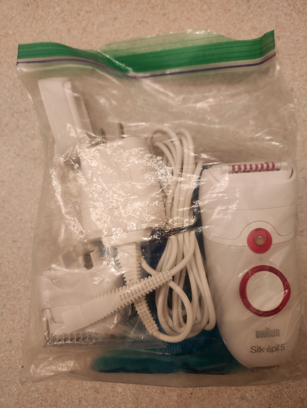 Braun Silk-épil 5 White/Pink Corded Epilator - Gentle At-Home Hair Removal